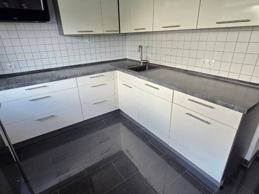 Wohnung zur Miete 599 € 3 Zimmer 72 m² frei ab sofort Pfingstweide Ludwigshafen am Rhein 67069