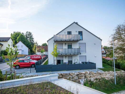 Wohnung zur Miete 840 € 2 Zimmer 73,5 m² 2. Geschoss frei ab sofort Parsberg 92331