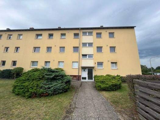 Wohnung zur Miete 340 € 1 Zimmer 38 m² frei ab sofort Ährenweg 3 Gifhorn 38518