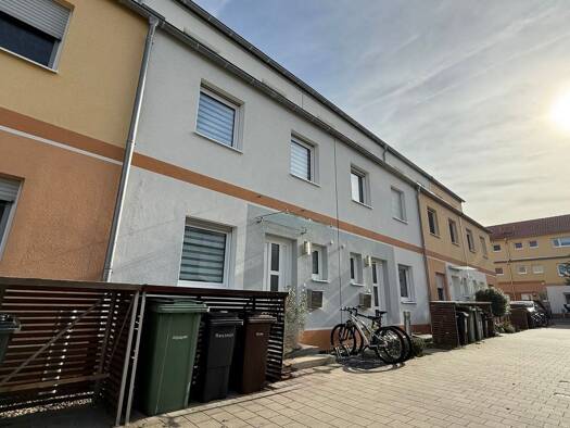 Einfamilienhaus zum Kauf 498.000 € 4 Zimmer 137 m² 155 m² Grundstück Adelsdorf Adelsdorf 91325
