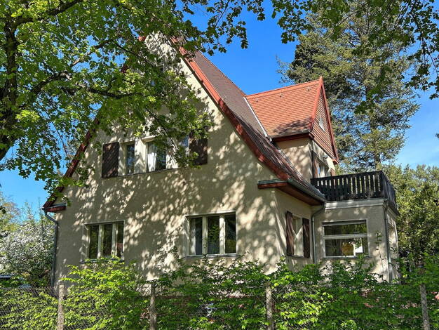 Villa zum Kauf provisionsfrei 1.395.000 € 9 Zimmer 214 m² 903 m² Grundstück frei ab 01.07.2026 Am Stern Potsdam 14480
