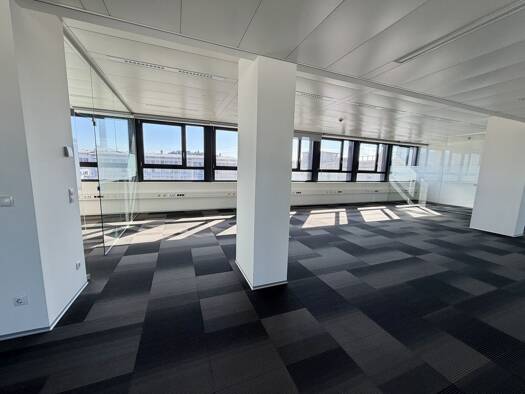 Bürofläche zur Miete 14 € 393,6 m² Bürofläche Lend Graz 8020