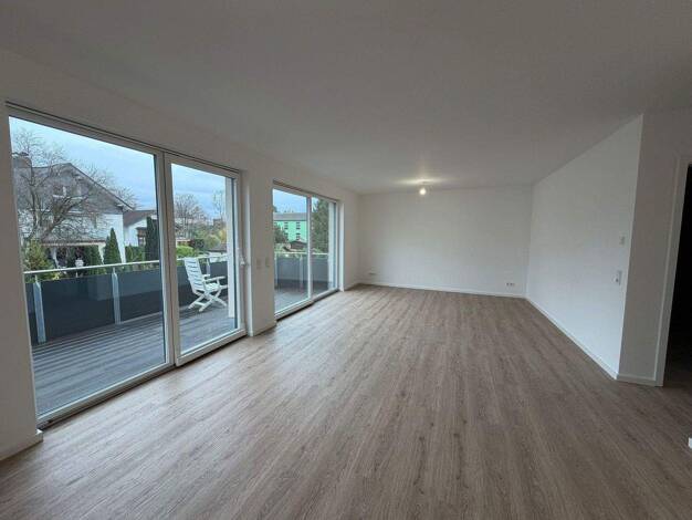 Terrassenwohnung zur Miete - Erstbezug 1.590 € 3 Zimmer 90 m² 1. Geschoss Eil Köln 51145