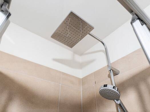 Studio zur Miete 315 € 1 Zimmer 21 m² 1. Geschoss frei ab 01.08.2026 Pestitzer Straße 12 Plauen Dresden 01187