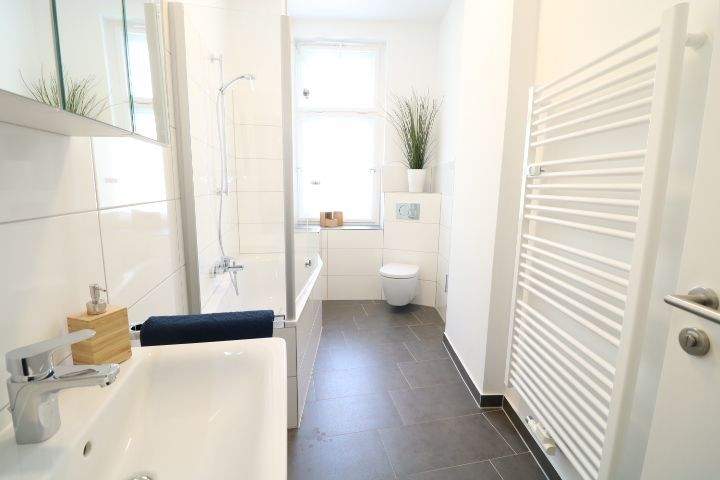 Property thumbnail 6