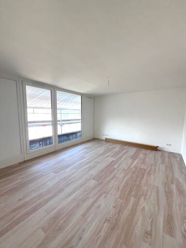 Wohnung zur Miete 459 € 1 Zimmer 30,7 m² 3. Geschoss frei ab sofort Rissener Straße 25 a Wedel 22880