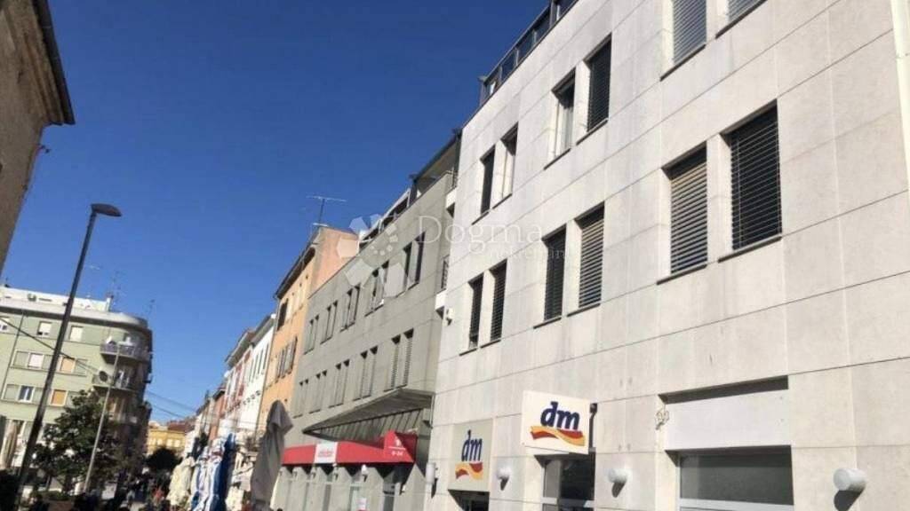 Ladenfläche zur Miete 5.100 € 12 Zimmer Center