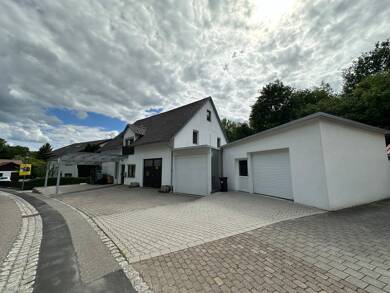 Wohn- und Geschäftshaus zum Kauf als Kapitalanlage geeignet 350.000 € 3,5 Zimmer 319,2 m² 756 m² Grundstück Eckartsweiler Öhringen 74613