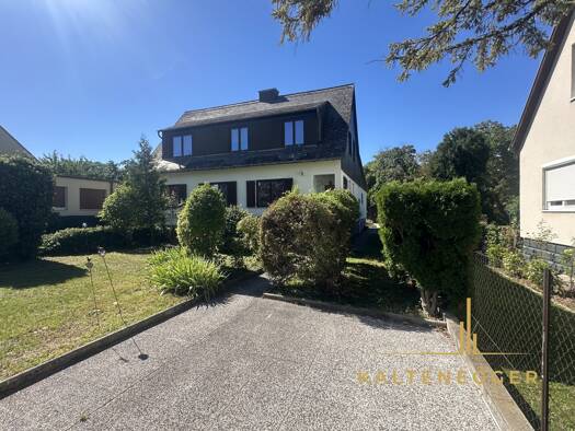 Haus zum Kauf 698.000 € 8 Zimmer 250 m² 830 m² Grundstück Bad Vöslau 2540
