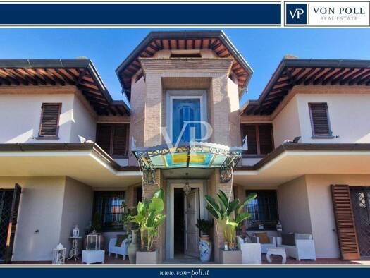 Einfamilienhaus zum Kauf 1.800.000 € 21 Zimmer 655 m² 1.000 m² Grundstück Via Puccini Viareggio 55049