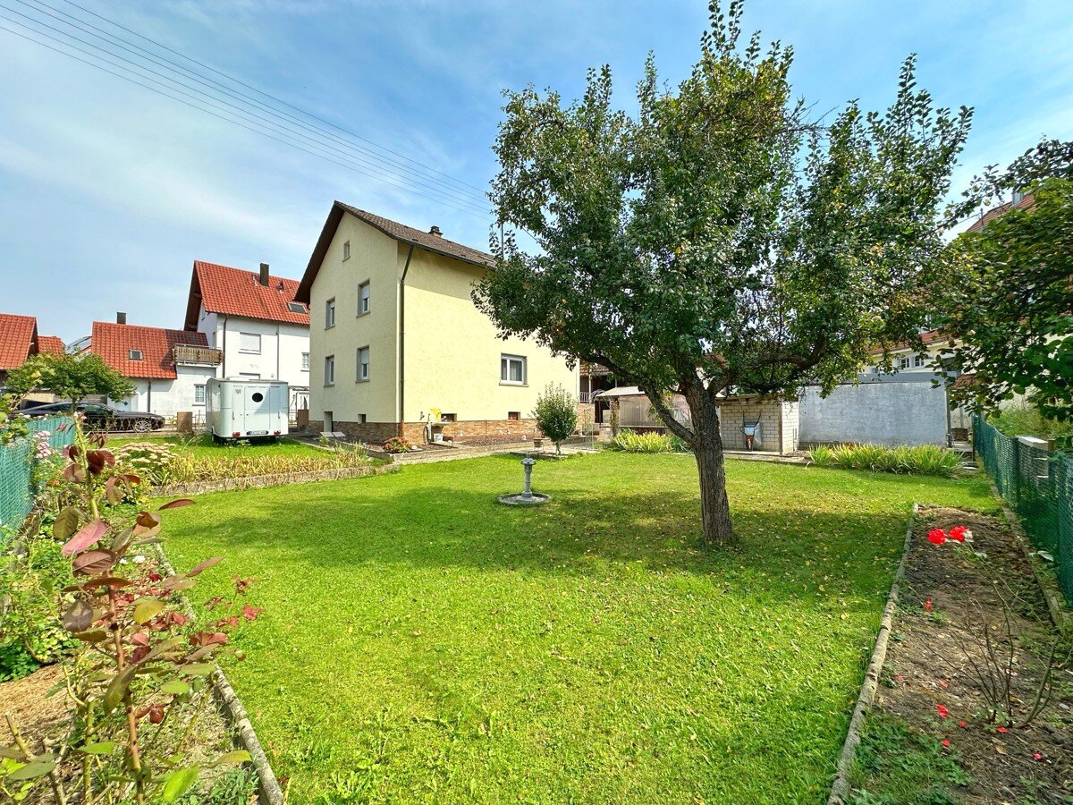 Mehrfamilienhaus zum Kauf 395.000 € 6 Zimmer 160 m²<br/>Wohnfläche 708 m²<br/>Grundstück Wintersdorf Rastatt 76437