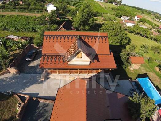 Haus zum Kauf 360.000 € 2 Zimmer 9.770 m² Popovača