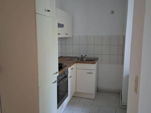 Wohnung zur Miete 402 € 3 Zimmer 62 m² 1. Geschoss frei ab sofort St.-Michael-Straße Sudenburg Sudenburg 39112