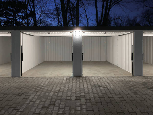 Garage zur Miete 99 € Trothaer Straße 43 Trotha Nord 06118