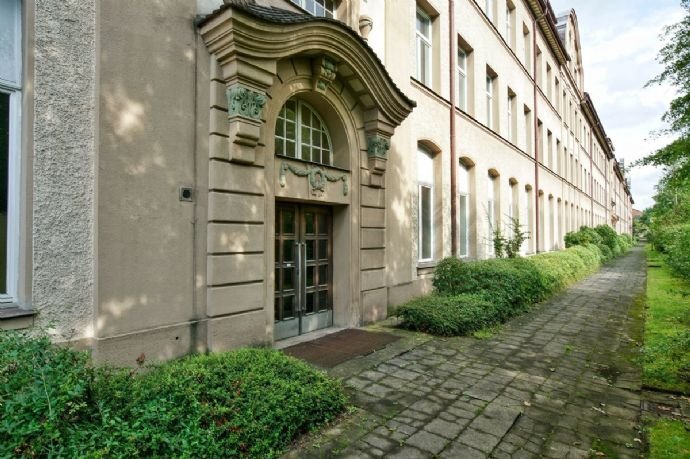 Bürogebäude zur Miete 7,75 € 233 m²<br/>Bürofläche Katzwanger Straße Nürnberg 90461