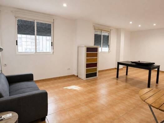 Wohnung zur Miete 900 € 2 Zimmer 78 m² Valencia 46019