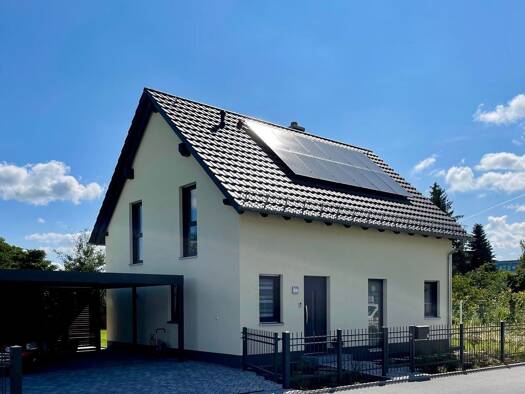 Einfamilienhaus zur Miete 5 Zimmer 130 m² 600 m² Grundstück frei ab 01.12.2027 Klipphausen Klipphausen 01665