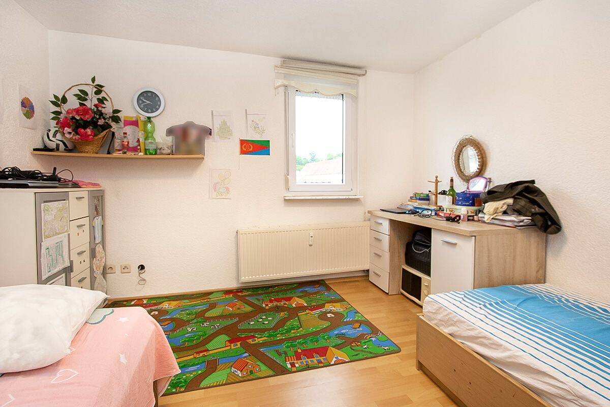 Immobilie in Mengen - Großzügige Wohnung über zwei Etagen    viel Platz und Privatsphäre für die ganze Familie - Bild 4