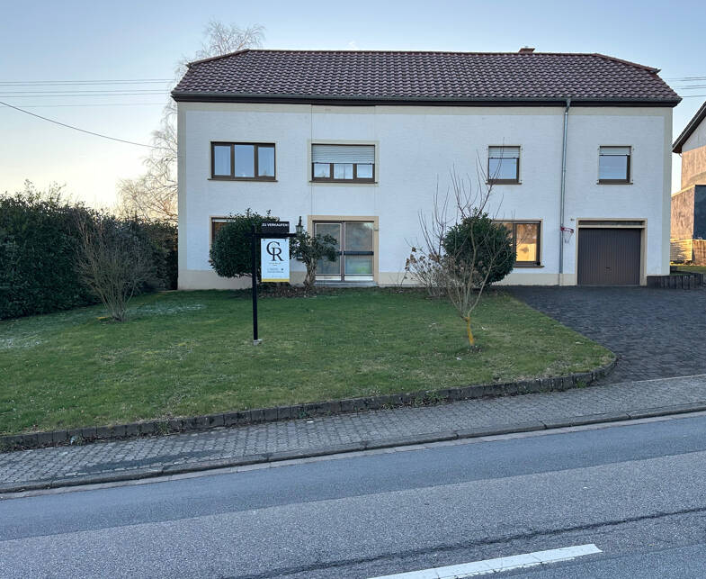 Haus zum Kauf 550.000 € 250 m² 3.388 m² Grundstück triererstrasse 30 Weiten Mettlach 66693