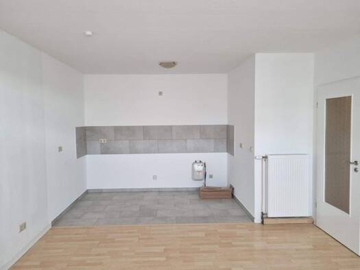 Wohnung zur Miete 320 € 2 Zimmer 49 m² EG frei ab sofort Rosa-Luxemburg-Str.32 Waren Waren (Müritz) 17192