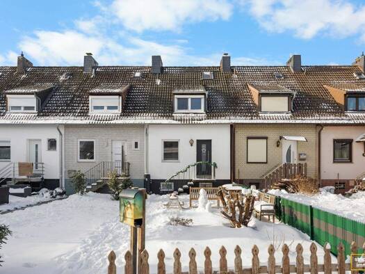 Reihenmittelhaus zum Kauf 219.000 € 3 Zimmer 96,3 m² 200 m² Grundstück Kattenesch Bremen 28277