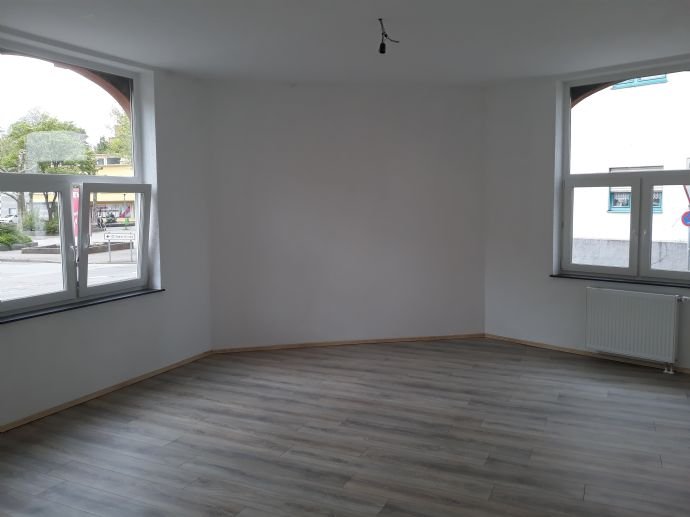 Wohnung zur Miete 650 € 3 Zimmer 100 m²<br/>Wohnfläche EG<br/>Geschoss ab sofort<br/>Verfügbarkeit Zweibrückerstr.1 Innenstadt Neunkirchen 66538