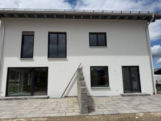 Doppelhaushälfte zur Miete 2.400 € 6 Zimmer 125 m² 270 m² Grundstück frei ab 01.09.2026 Brannenburg 83098