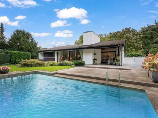 Bungalow zum Kauf 1.150.000 € 7 Zimmer 201,3 m² 858 m² Grundstück Zeppelinheim Neu-Isenburg 63263