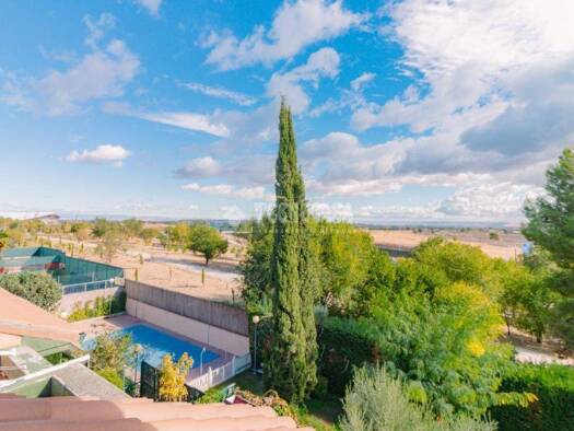 Einfamilienhaus zum Kauf 1.150.000 € 4 Zimmer 235 m² MADRID 28022