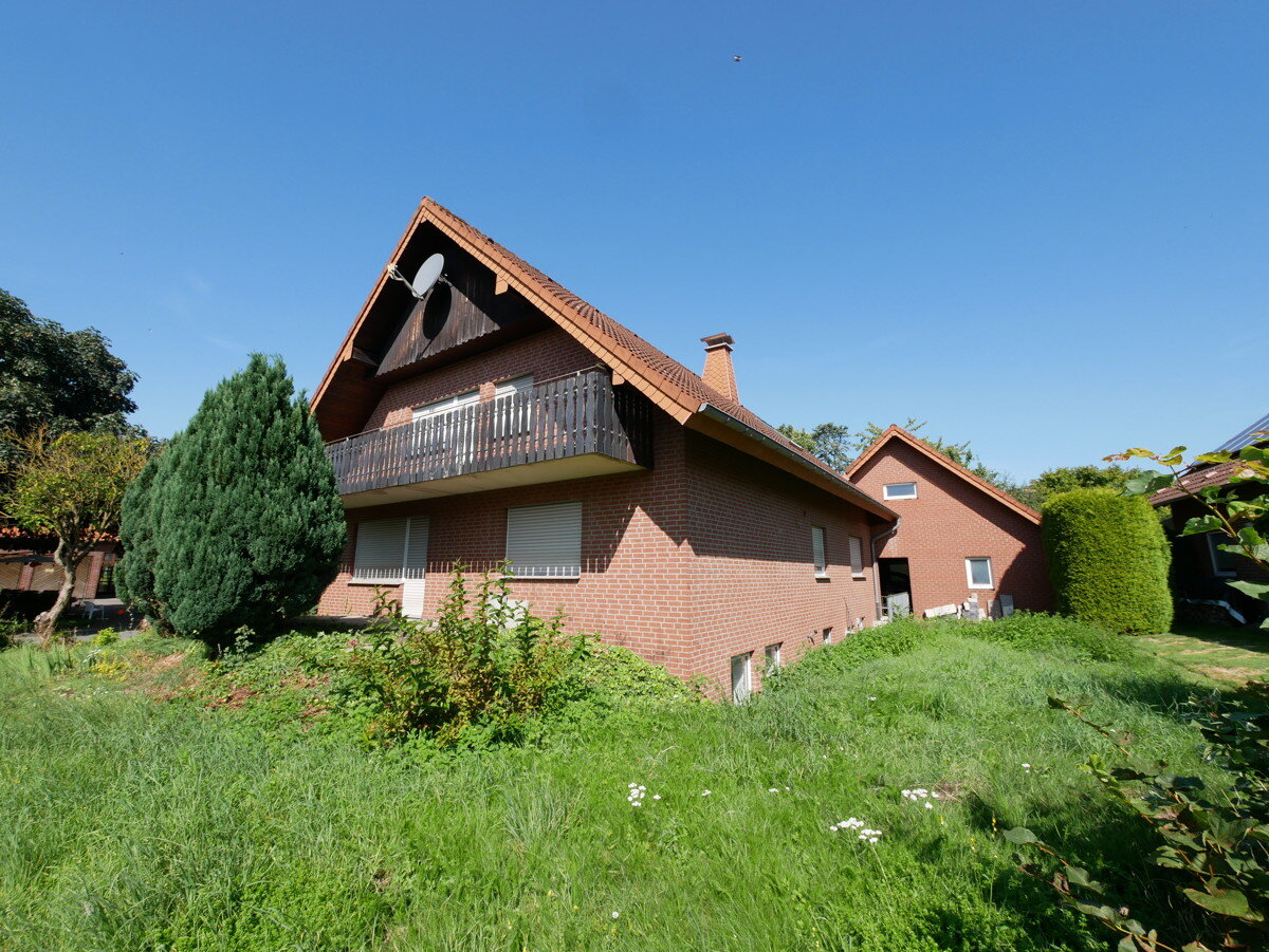 Mehrfamilienhaus zum Kauf 390.000 € 8 Zimmer 210,6 m²<br/>Wohnfläche 806 m²<br/>Grundstück Oberntudorf Salzkotten / Niederntudorf 33154