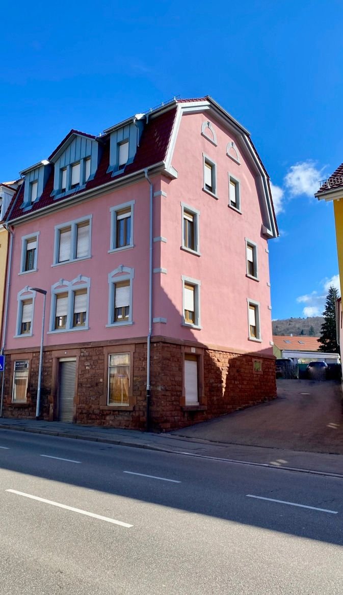 Mehrfamilienhaus zum Kauf 14 Zimmer 310 m²<br/>Wohnfläche 584 m²<br/>Grundstück Kernstadt - Nord Lahr 77933