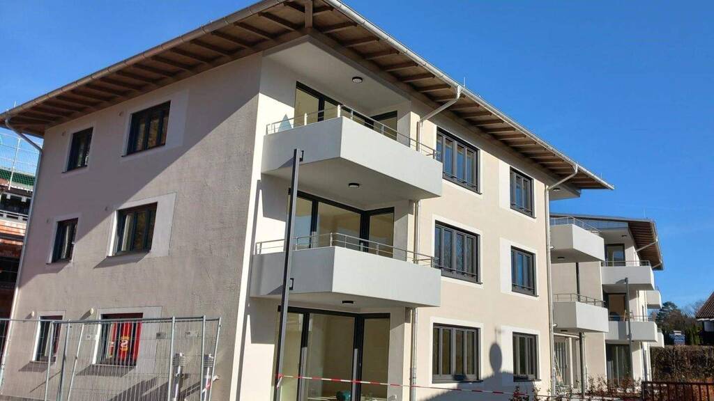 Wohnung zur Miete - Erstbezug 1.163 € 3 Zimmer 79,7 m² 1. Geschoss frei ab sofort Auenstraße 32 Bad Reichenhall 83435