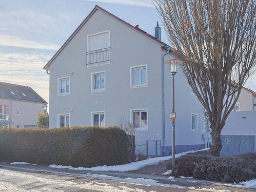 Wohnung zur Miete 775 € 2 Zimmer 61 m² Gaimersheim Gaimersheim 85080