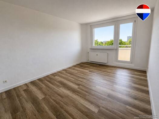 Wohnung zum Kauf 97.000 € 3 Zimmer 60,8 m² 4. Geschoss Silberhöhe Süd 06132