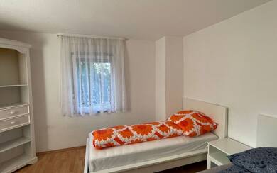 WG-Zimmer zur Miete Wohnen auf Zeit 580 € 16 m² frei ab 02.07.2025 Schorndorfer Straße 0 Ludwigsburg - Mitte Ludwigsburg 71638
