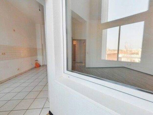 Wohnung zum Kauf 95.000 € 3 Zimmer 89,8 m² 2. Geschoss Luisenstraße 15 Innenstadt Görlitz 02826