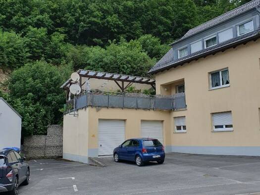 Wohnung zur Miete 660 € 3,5 Zimmer 95 m² Geschoss 1/3 frei ab sofort Gräfenbergerhüll Gräfenberg 91322