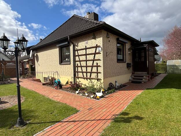 Einfamilienhaus zum Kauf 429.000 € 3 Zimmer 90 m² 580 m² Grundstück Ahrensburg 22926