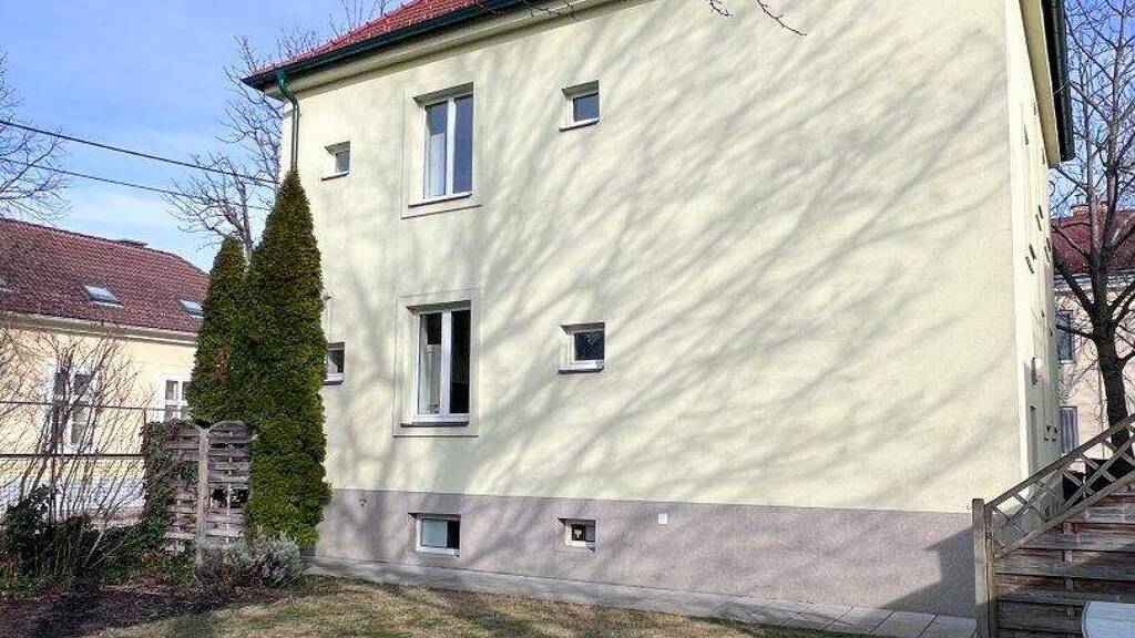 Haus zur Miete 1.470 € 7 Zimmer 191,5 m² 318 m² Grundstück Baden 2500