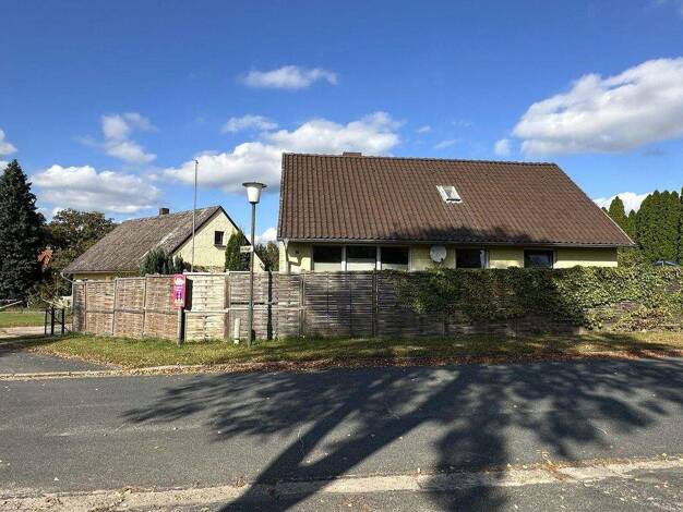 Einfamilienhaus zum Kauf provisionsfrei 138.000 € 5 Zimmer 120 m² 799 m² Grundstück Kragener Straße 7 Habighorst 29359
