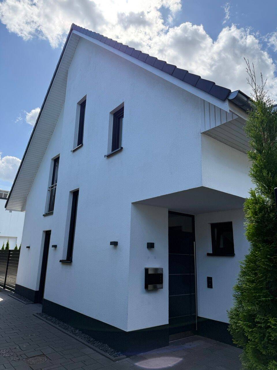 Property thumbnail 2