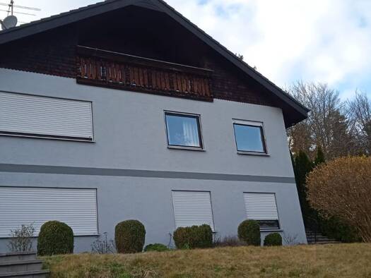 Einfamilienhaus zum Kauf provisionsfrei 470.000 € 8 Zimmer 230 m² 833 m² Grundstück Gammertingen 72501