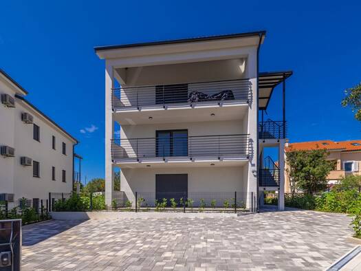 Wohnung zum Kauf 260.000 € 3 Zimmer 1. Geschoss Dobrinj 51514