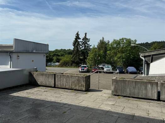 Wohnung zur Miete 750 € 4 Zimmer 85 m² frei ab sofort Ketschendorf Coburg 96450