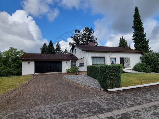 Einfamilienhaus zum Kauf 339.000 € 4 Zimmer 130 m² 2.653 m² Grundstück Langendernbach Dornburg 65599