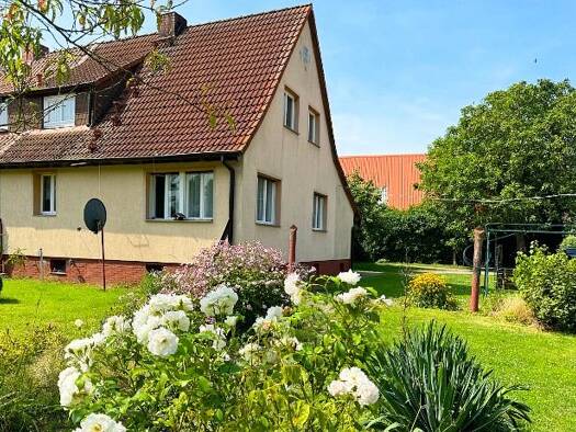 Haus zum Kauf 124.000 € 5 Zimmer 108 m² 1.817 m² Grundstück Berge Werben (Elbe) 39615