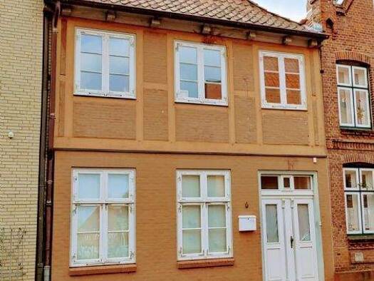 Einfamilienhaus zum Kauf 139.000 € 5 Zimmer 128 m² 141 m² Grundstück Glückstadt 25348