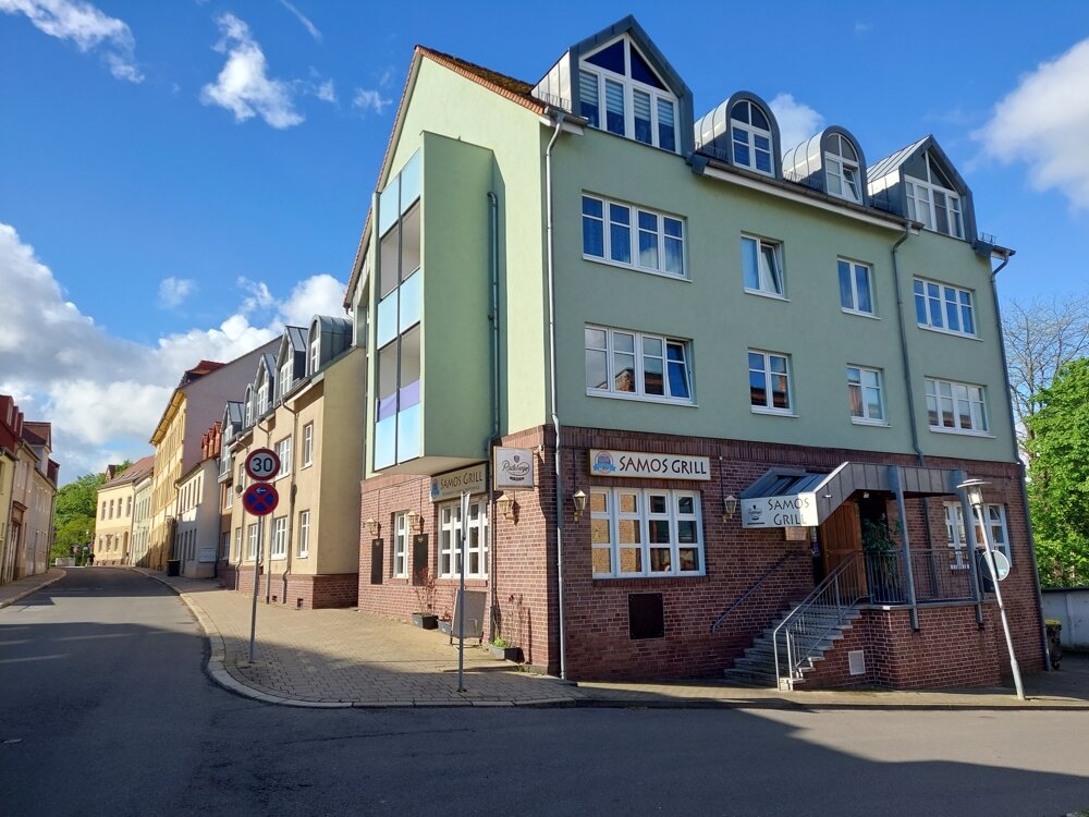 Wohnung zum Kauf 150.000 € 6 Zimmer 143,7 m²<br/>Wohnfläche Merseburg Merseburg 06217