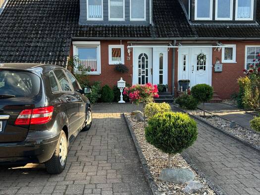 Reihenmittelhaus zum Kauf 169.000 € 3 Zimmer 92 m² 330 m² Grundstück frei ab sofort Hermannsburg Südheide 29320