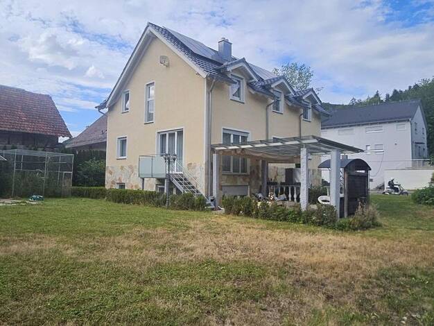 Einfamilienhaus zum Kauf provisionsfrei 780.000 € 7 Zimmer 209 m² 334 m² Grundstück Lichtensteinstraße 64 Gönningen Reutlingen 72770